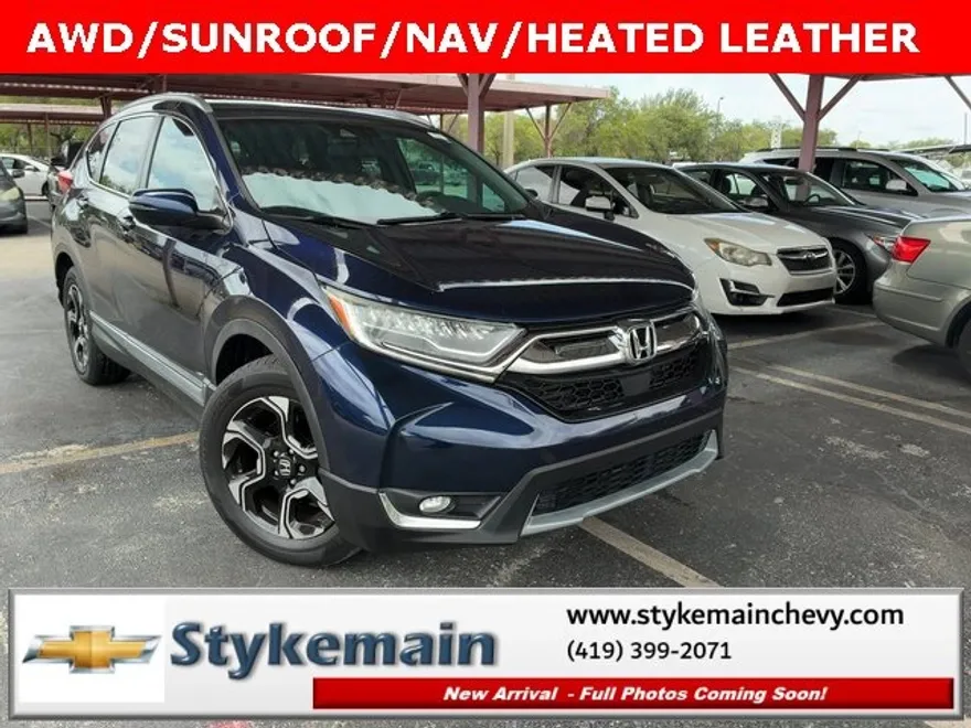 2018 Honda CR-V Touring photo 1