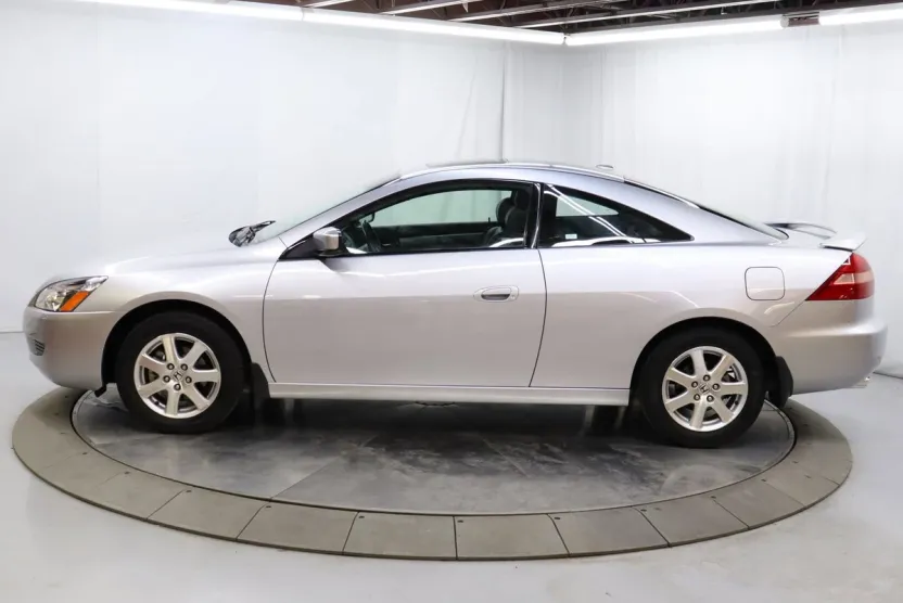 2005 Honda Accord EX photo 1