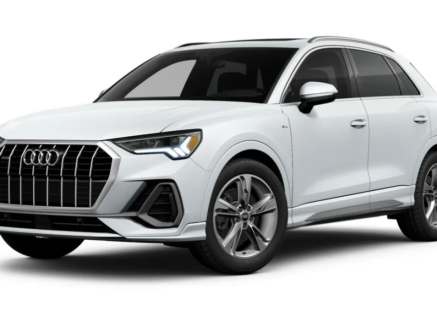 2024 Audi Q3 S line Premium Plus photo 1