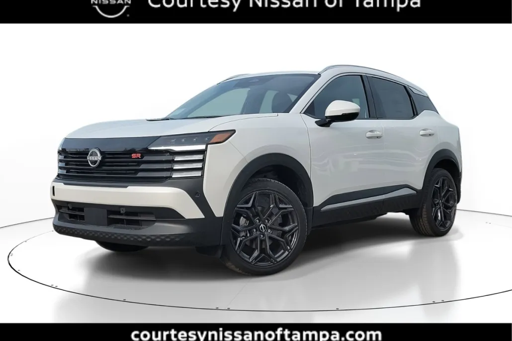 2025 Nissan Kicks SR photo 1