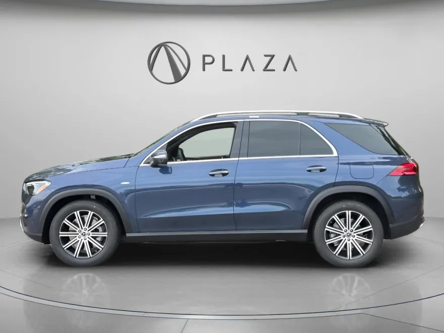 2025 Mercedes Benz GLE 450e 4MATIC photo 1