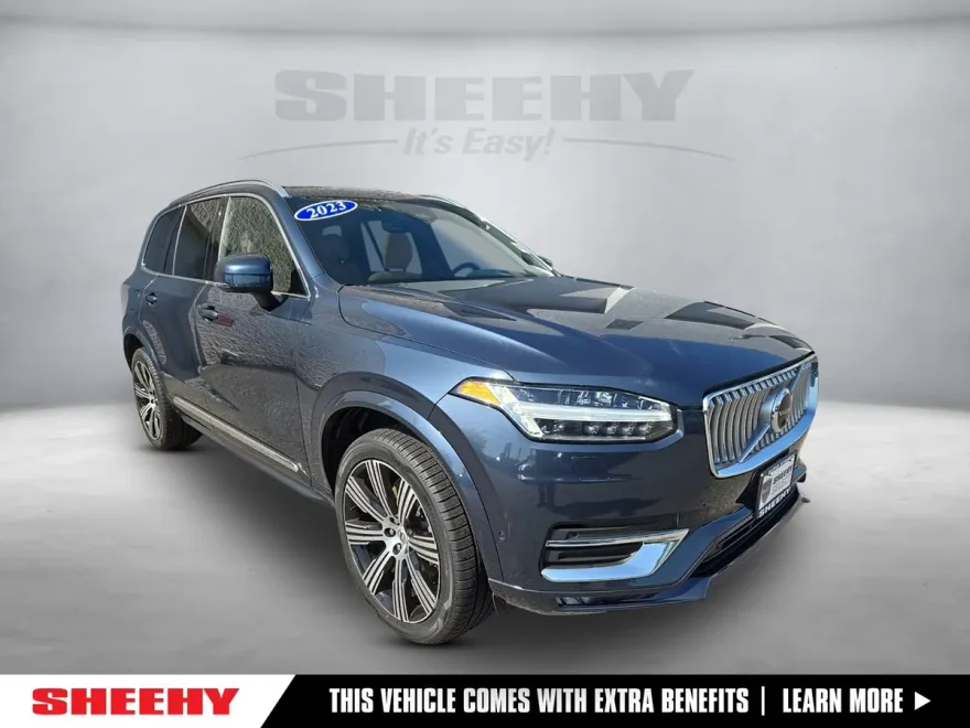 2023 Volvo XC90 Ultimate photo 1