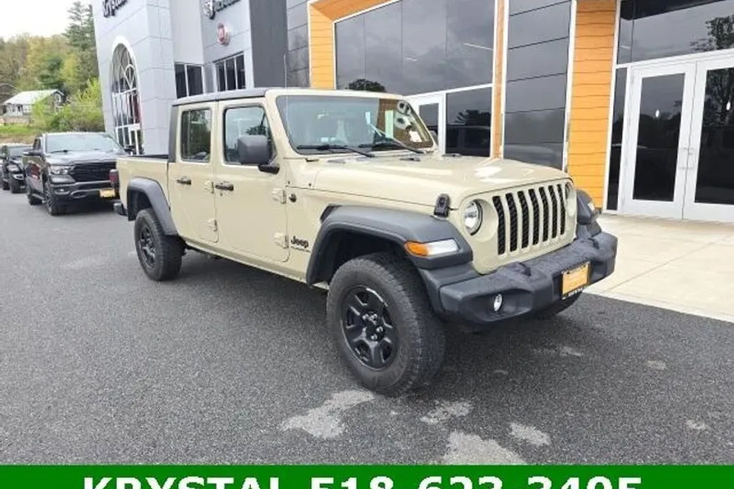 2020 Jeep Gladiator Sport photo 1