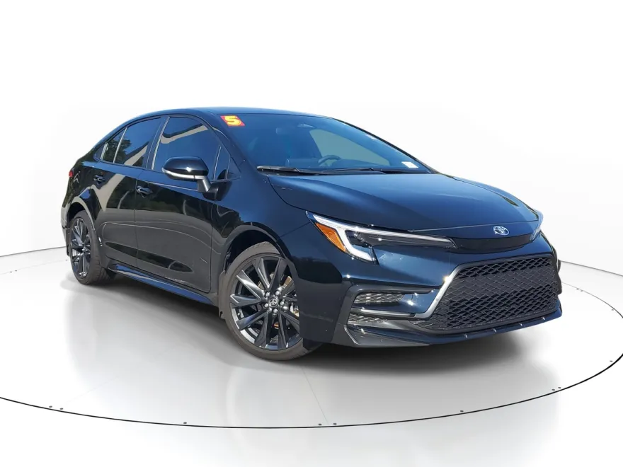 2025 Toyota Corolla SE photo 1