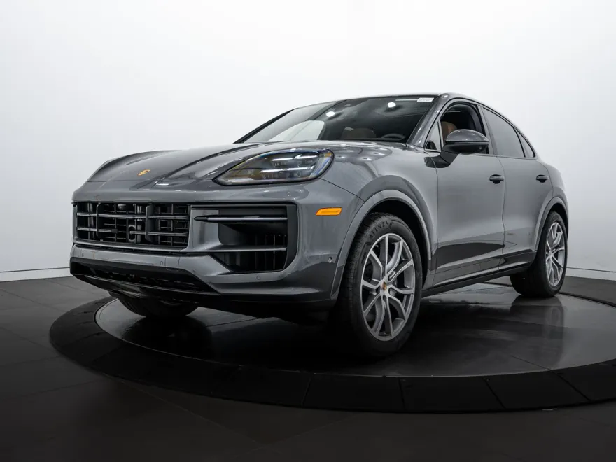 2025 Porsche Cayenne Coupe photo 1