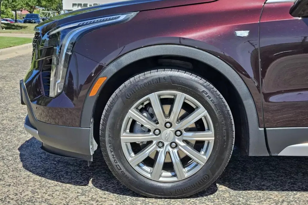 2020 Cadillac XT4 Premium Luxury photo 1