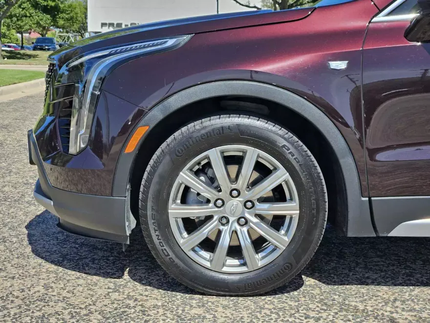 2020 Cadillac XT4 Premium Luxury photo 1
