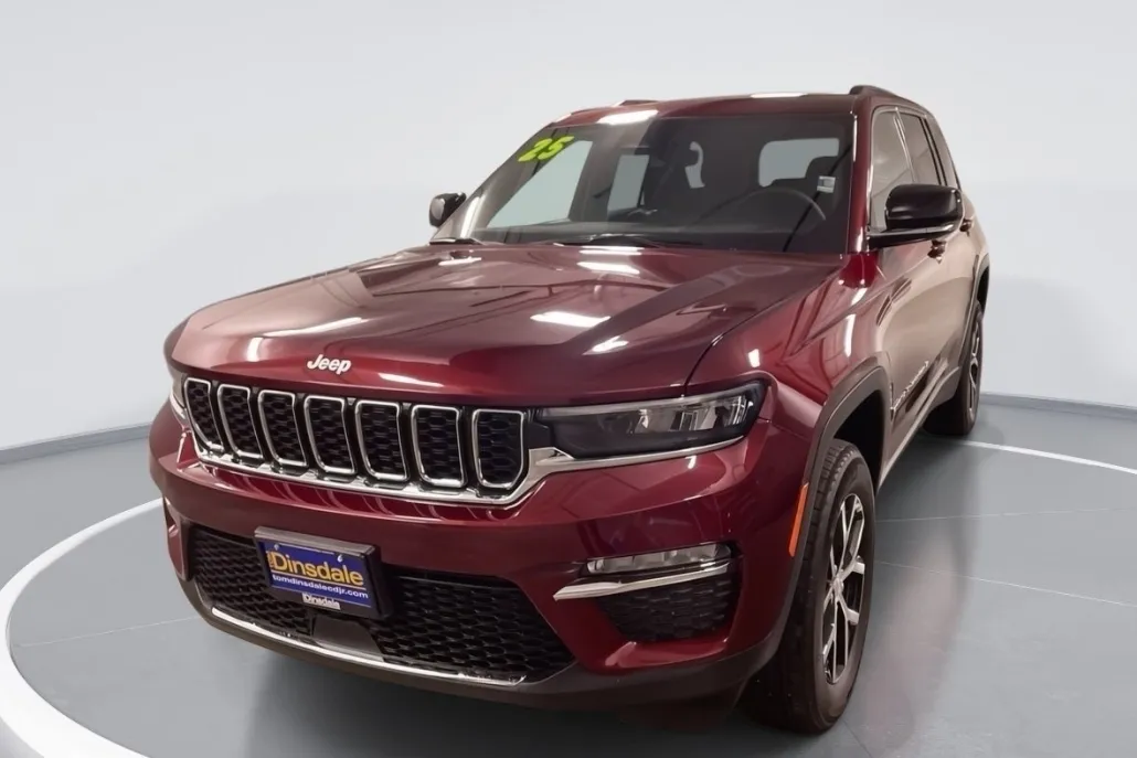 2025 Jeep Grand Cherokee Limited photo 1
