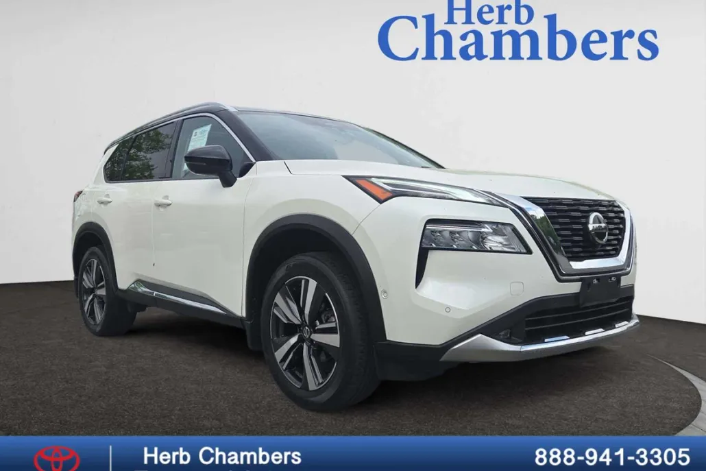 2021 Nissan Rogue Platinum photo 1