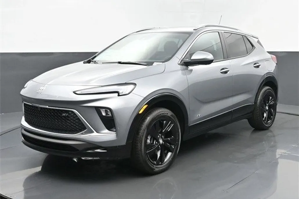 2025 Buick Encore GX Sport Touring photo 1