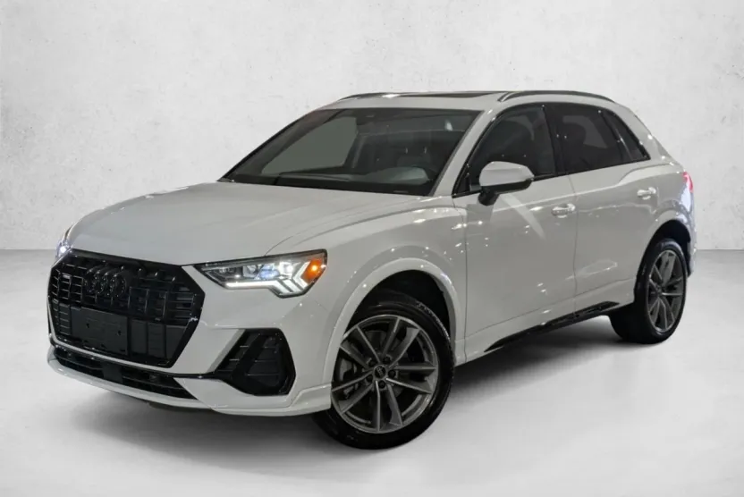 2025 Audi Q3 45 TFSI S line Premium photo 1