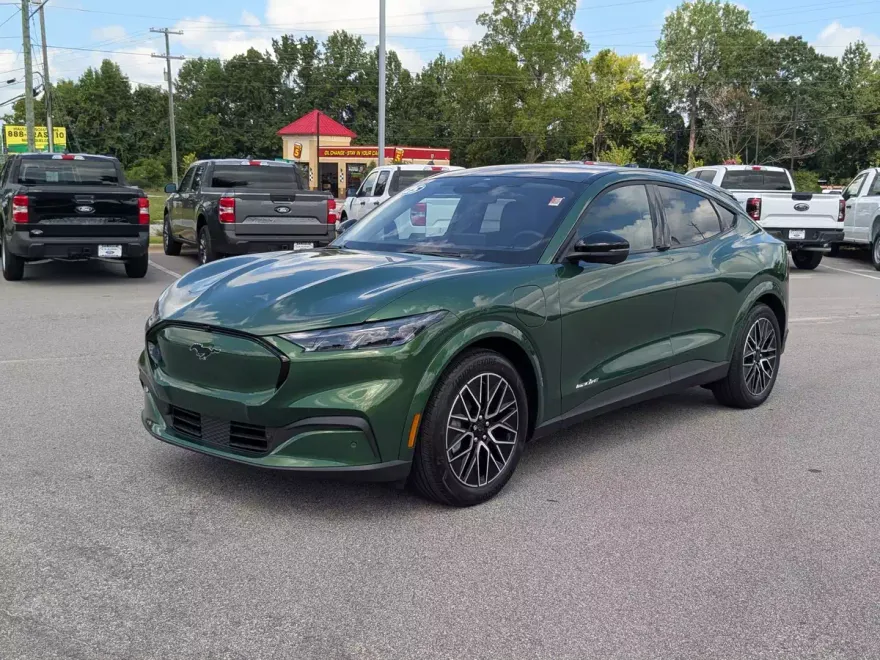 2025 Ford Mustang Mach-E Premium photo 1
