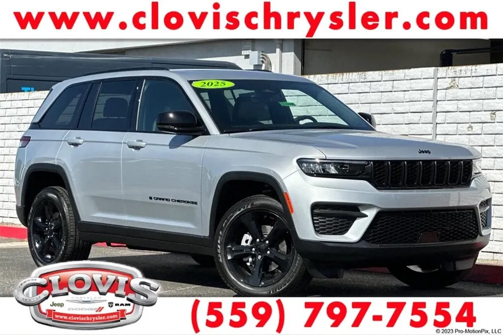 2025 Jeep Grand Cherokee Altitude photo 1