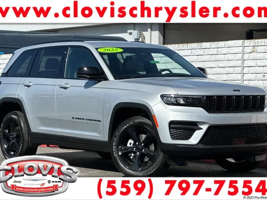2025 Jeep Grand Cherokee Altitude photo 1