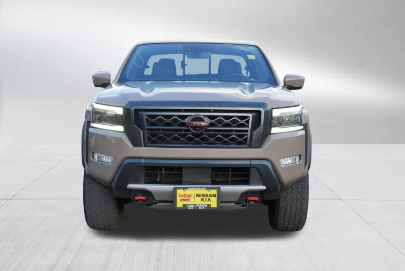 2023 Nissan Frontier PRO-4X photo 1