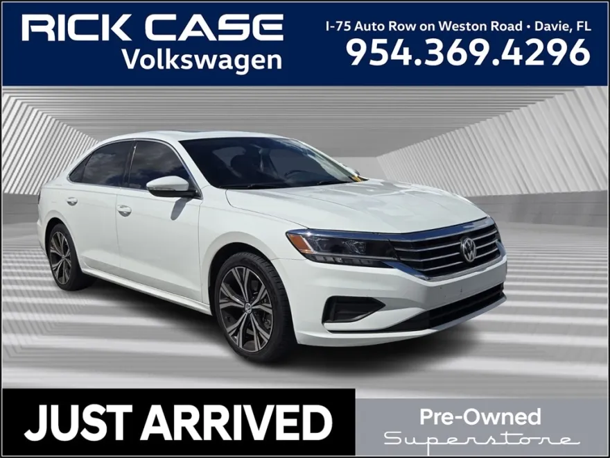 2022 Volkswagen Passat 2.0T SE photo 1
