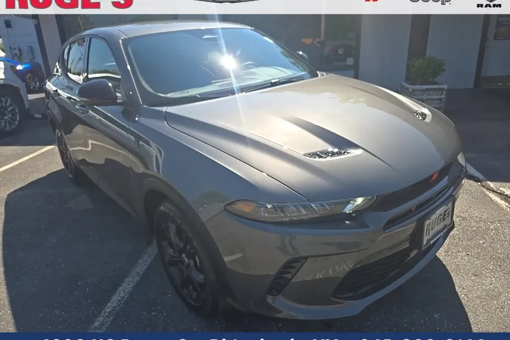 2025 Dodge Hornet GT photo 1