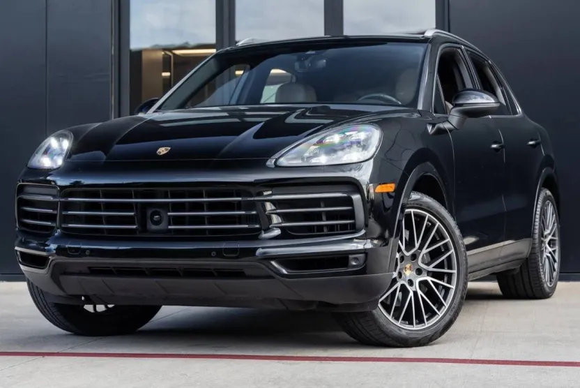 2020 Porsche Cayenne photo 1