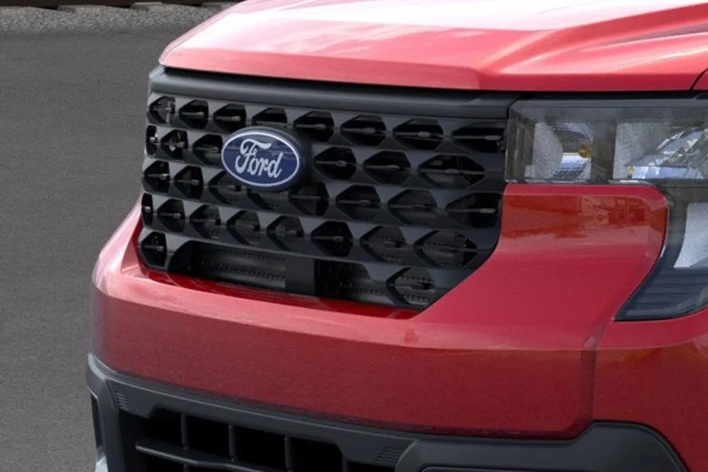 2025 Ford Maverick XLT photo 1