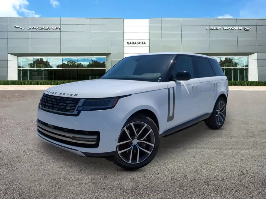 2025 Land Rover Range Rover SE photo 1