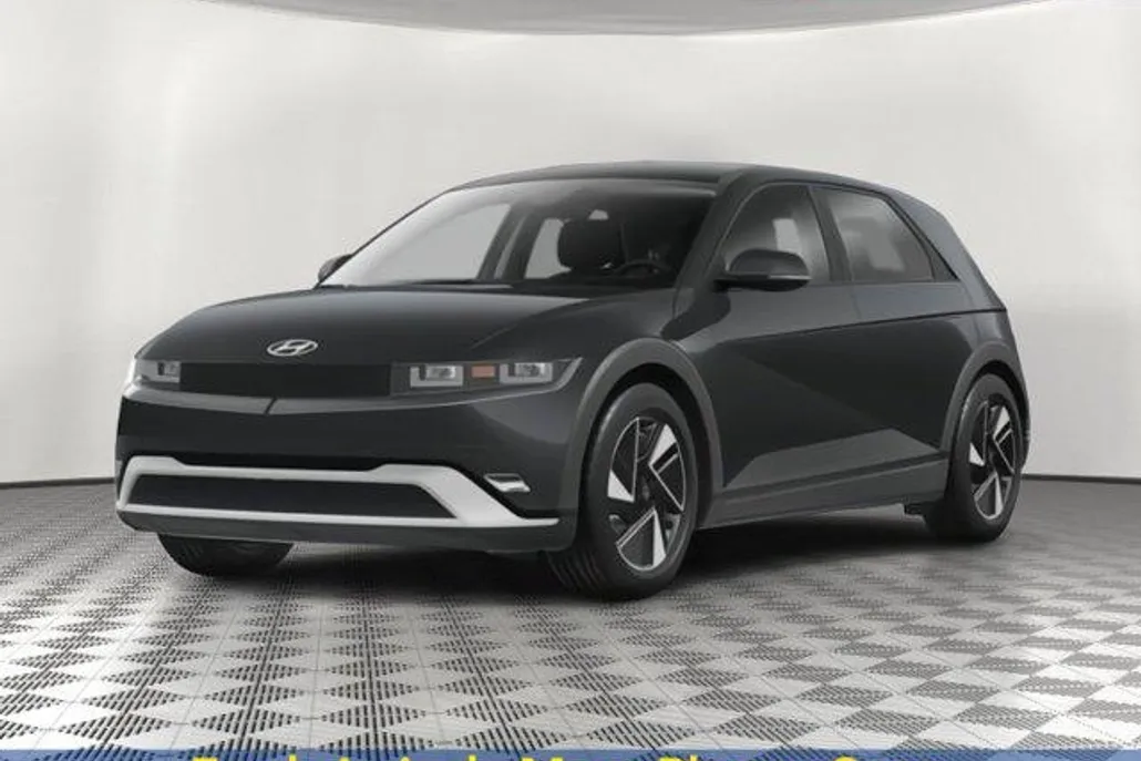 2025 Hyundai Ioniq 5 SE photo 1
