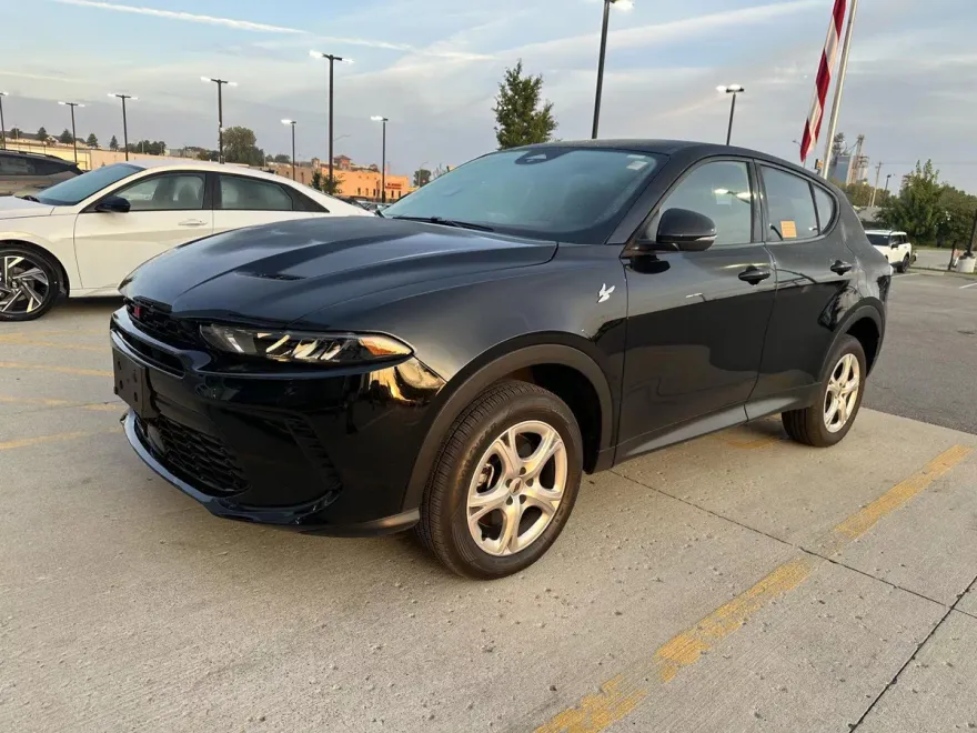 2024 Dodge Hornet GT photo 1