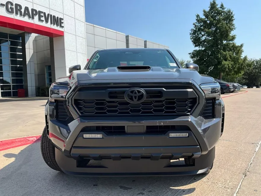 2025 Toyota Tacoma TRD Sport photo 1