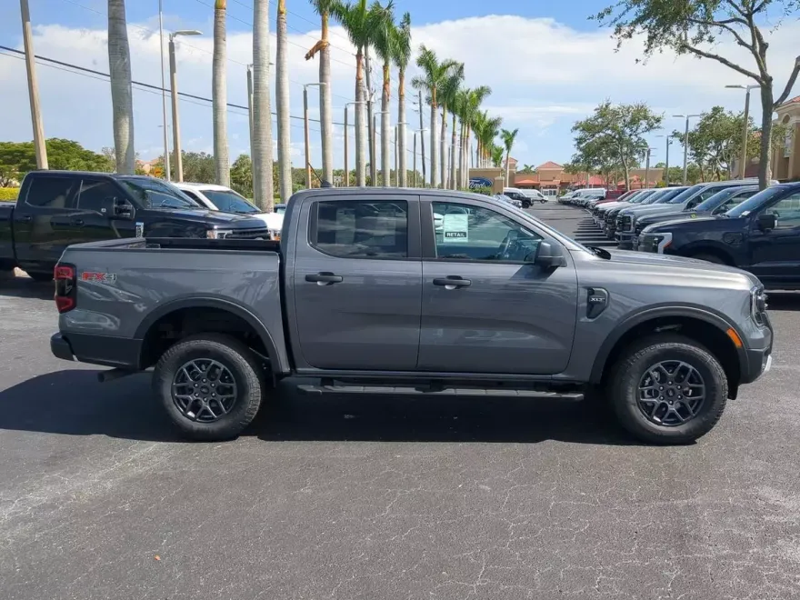 2025 Ford Ranger XLT photo 1
