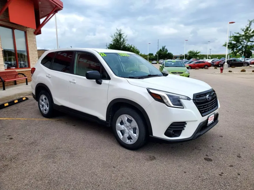 2024 Subaru Forester Sport photo 1