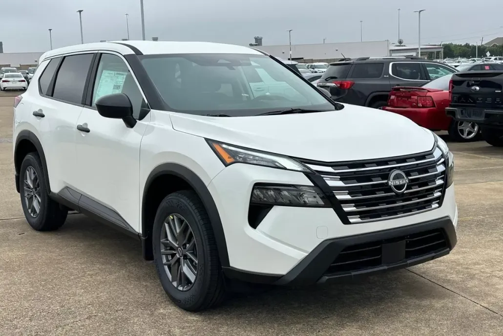 2026 Nissan Rogue S photo 1