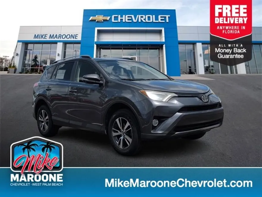 2018 Toyota RAV4 XLE photo 1