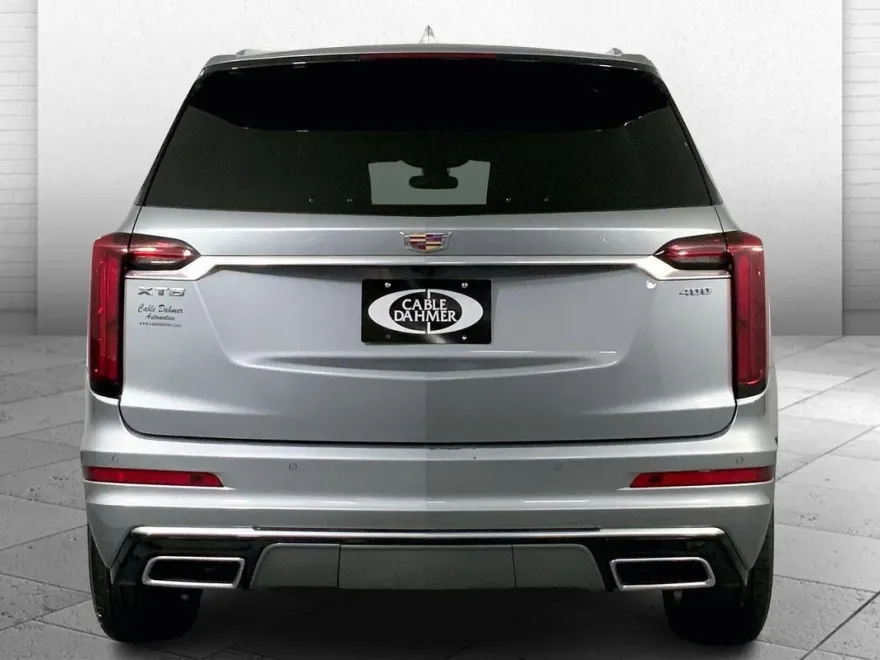 2025 Cadillac XT6 Premium Luxury photo 1