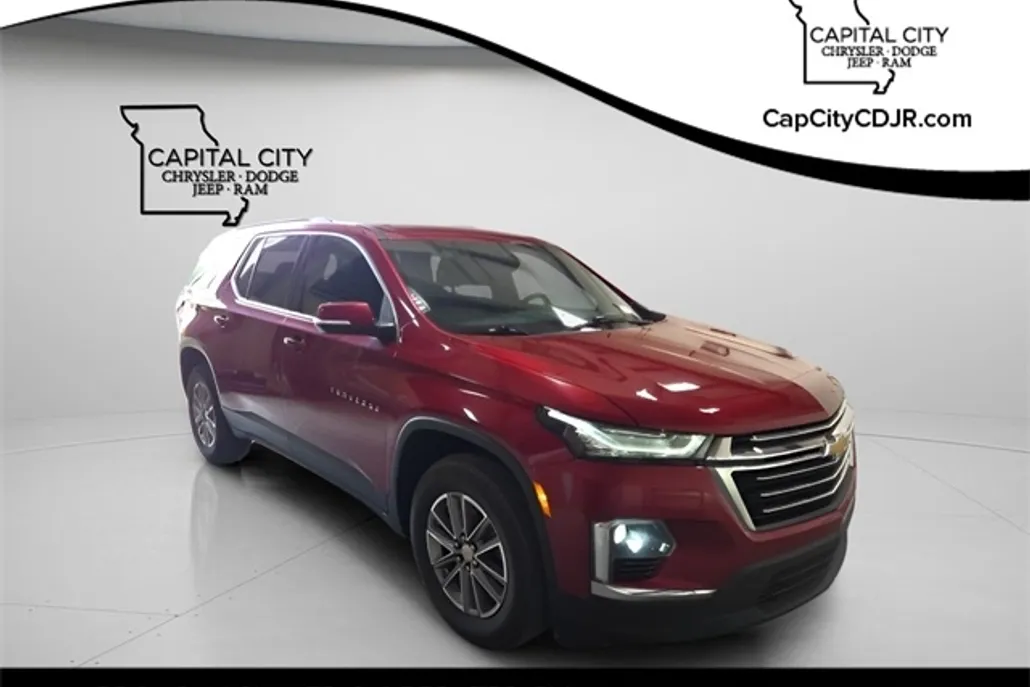 2023 Chevrolet Traverse 1LT photo 1
