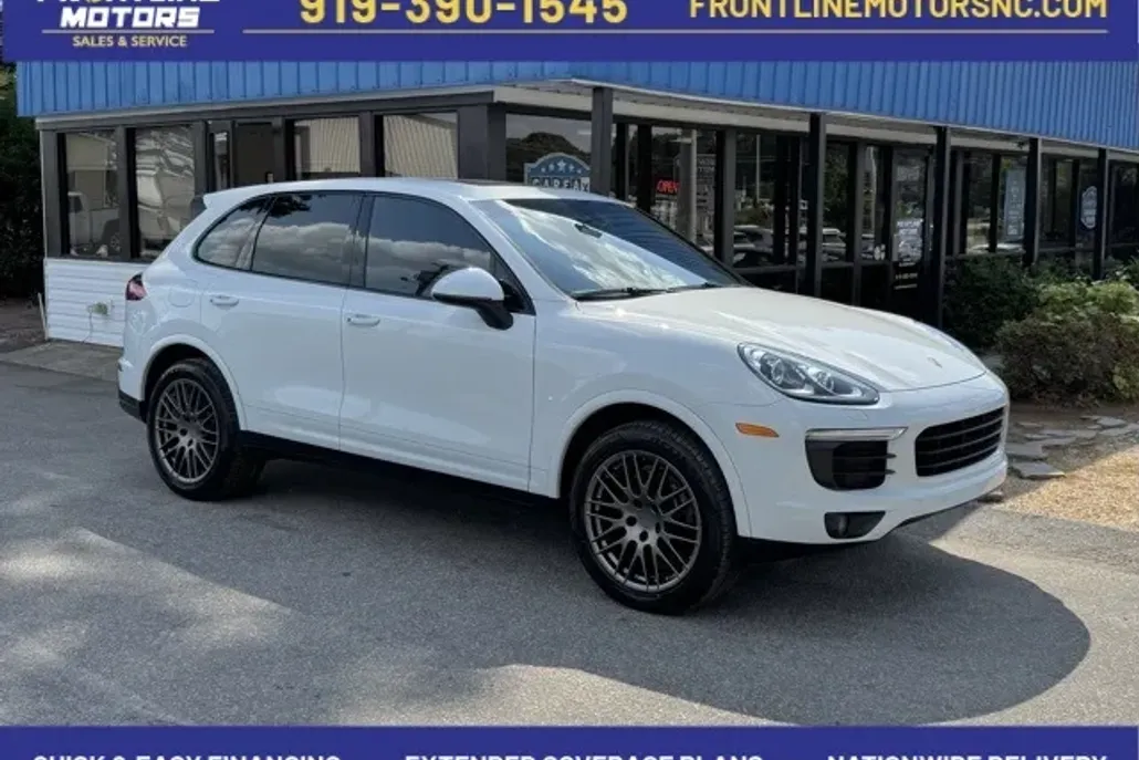 2017 Porsche Cayenne Platinum Edition photo 1
