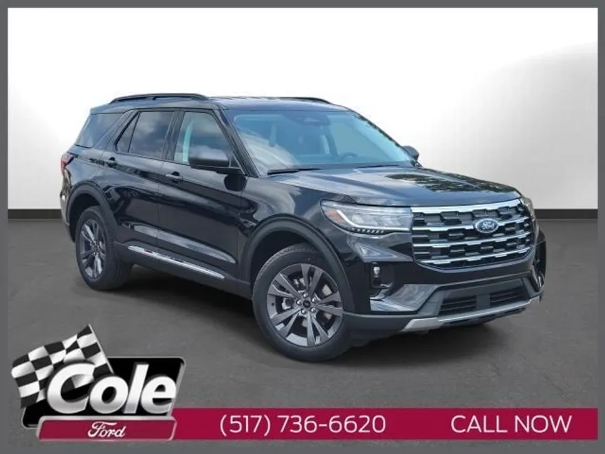 2025 Ford Explorer photo 1