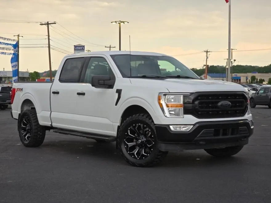 2022 Ford F-150 XLT photo 1