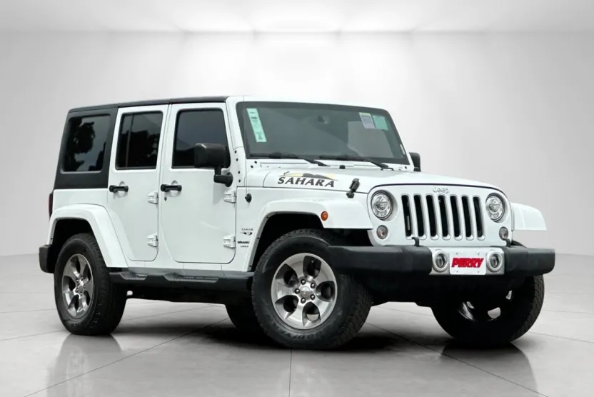 2018 Jeep Wrangler Unlimited Sahara photo 1