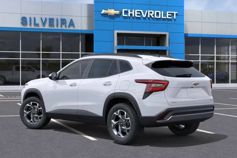2026 Chevrolet Trax LT photo 1
