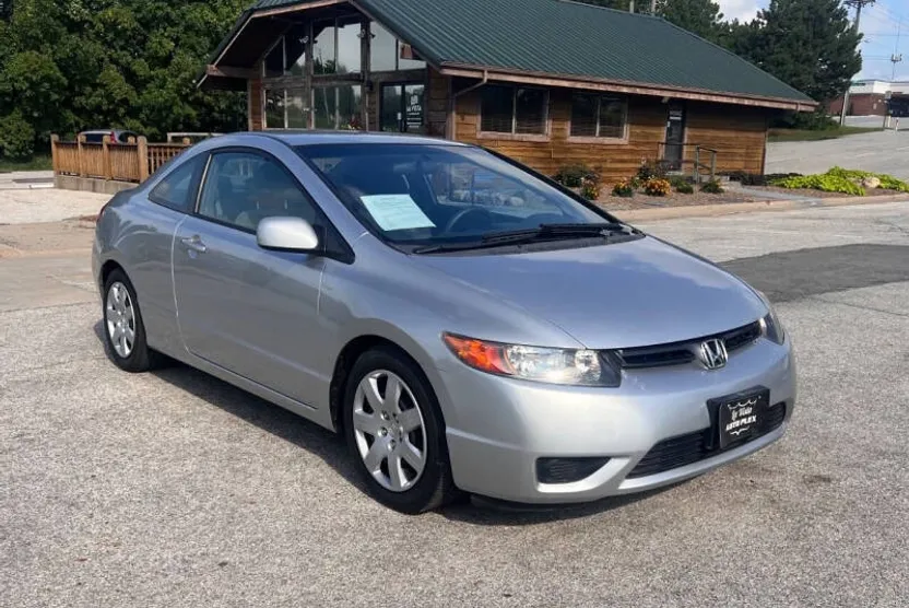 2006 Honda Civic LX photo 1