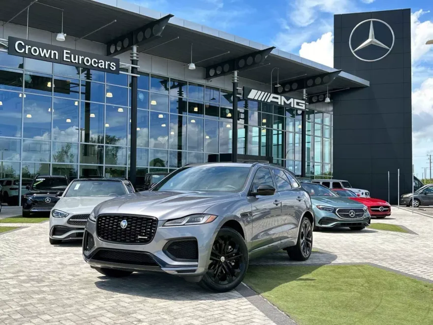 2024 Jaguar F-PACE P400 R-Dynamic S photo 1