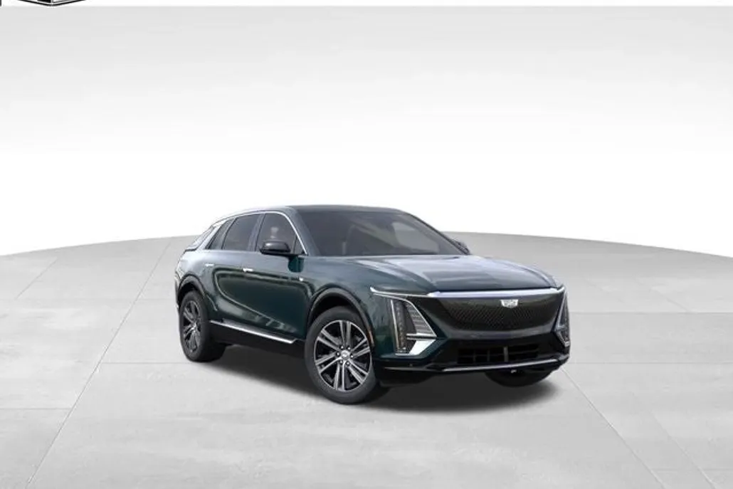 2025 Cadillac Lyriq Luxury photo 1