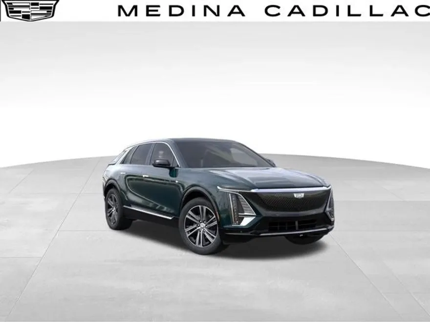 2025 Cadillac Lyriq Luxury photo 1