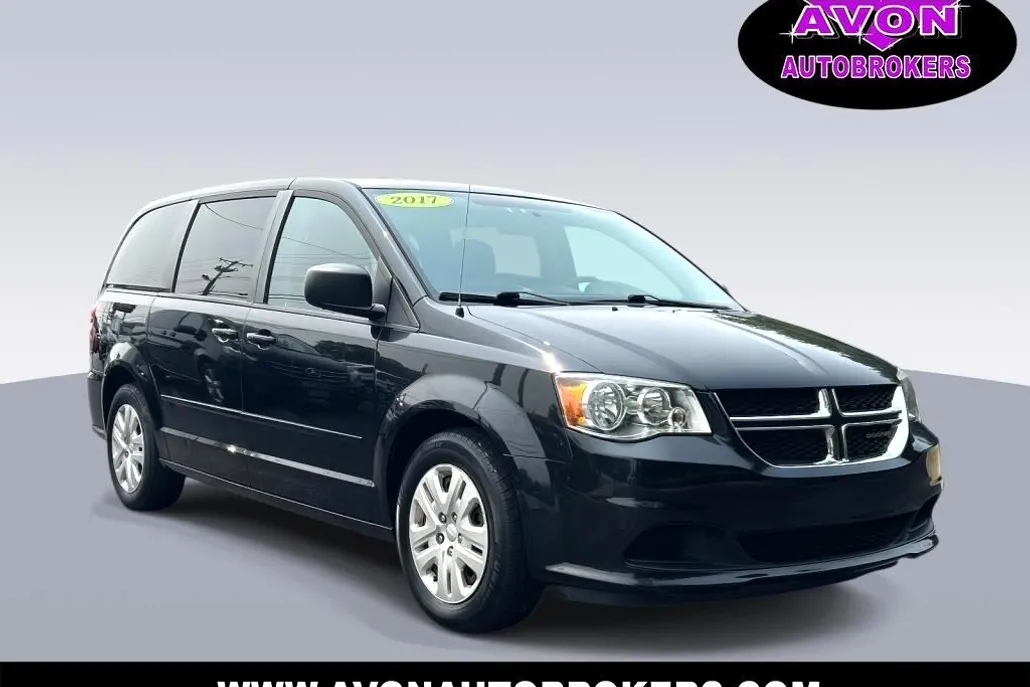 2017 Dodge Grand Caravan SE photo 1