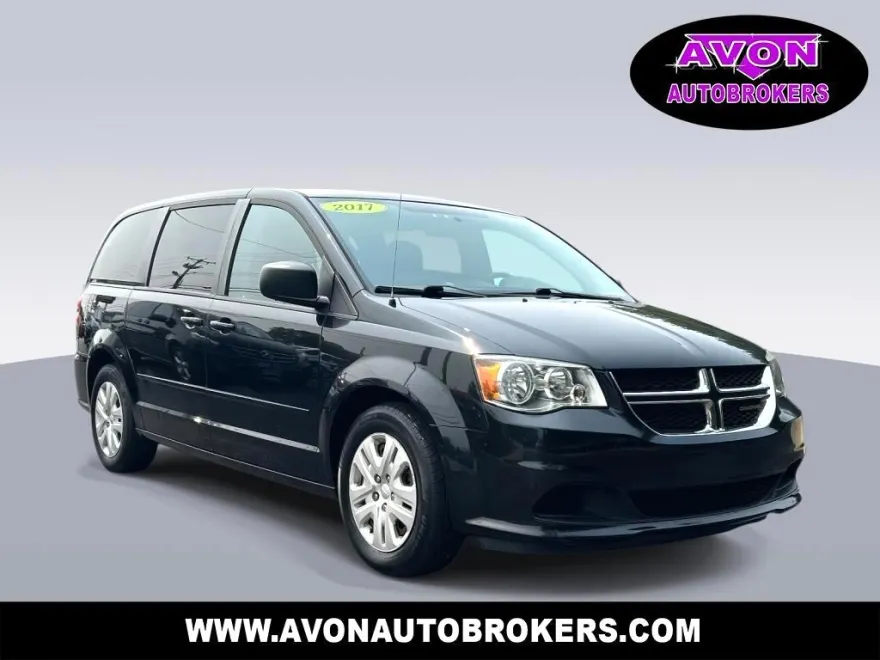 2017 Dodge Grand Caravan SE photo 1
