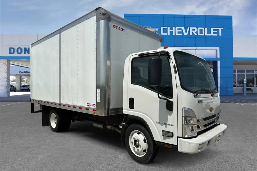 2024 Chevrolet Silverado 4500HD photo 1