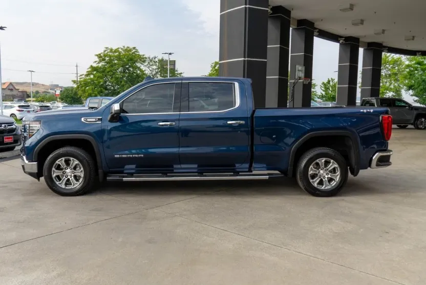 2023 Gmc Sierra 1500 SLT photo 1