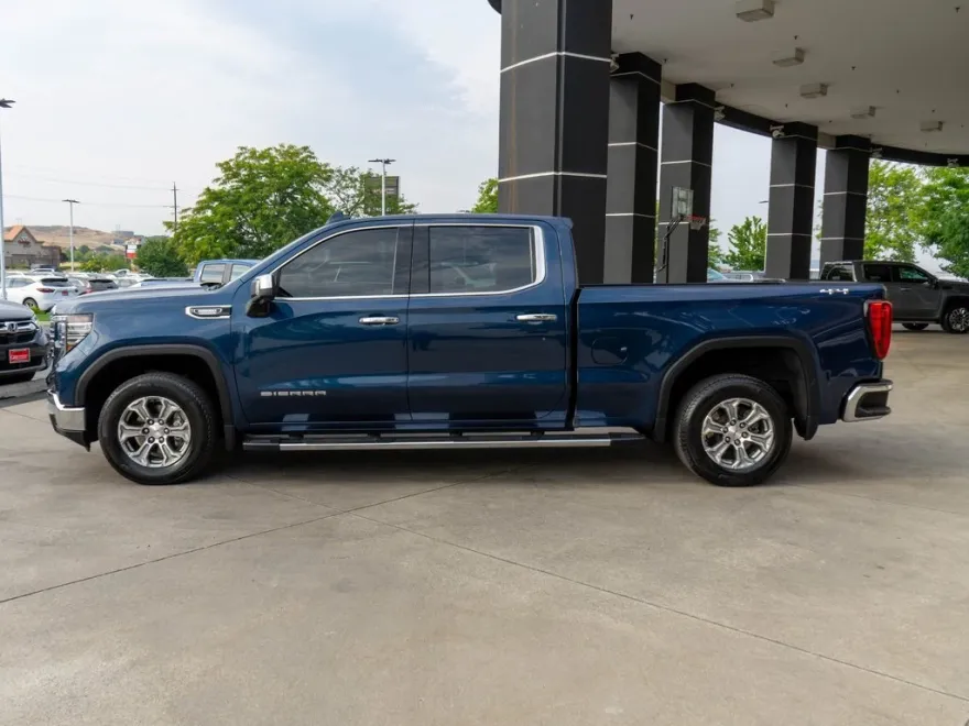 2023 Gmc Sierra 1500 SLT photo 1