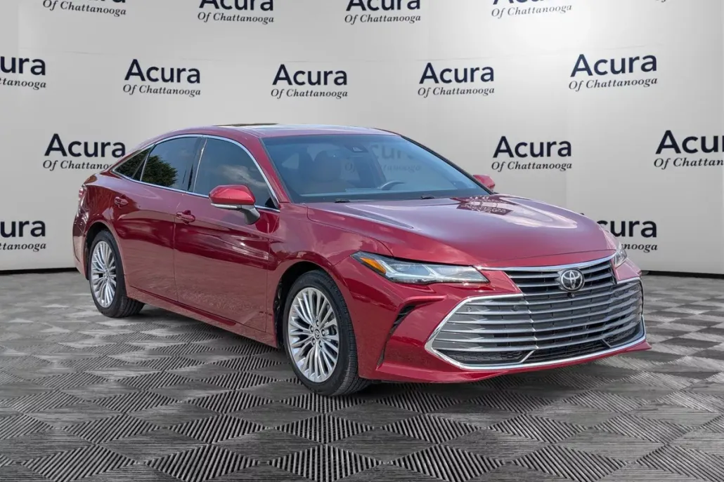 2021 Toyota Avalon Limited photo 1