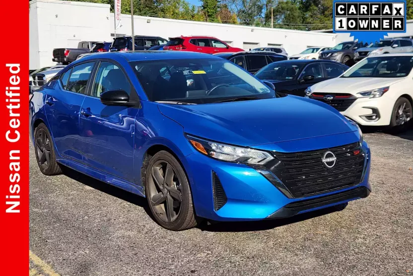 2024 Nissan Sentra SR photo 1