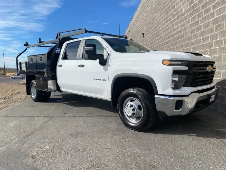 2024 Chevrolet Silverado 3500HD Work Truck photo 1
